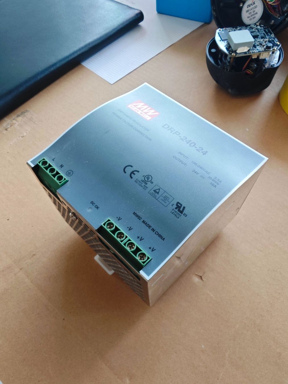 Componenti elettronici: Mean Well 24VDC, 10A Netzgerät – Usato da Vorderthal venduto da eierchopf 1