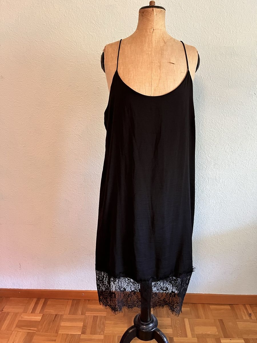 Vila Robes: Robe Vila, noire , XL / T42 – Neuf (Voir description) à Genève par ct_fqr8