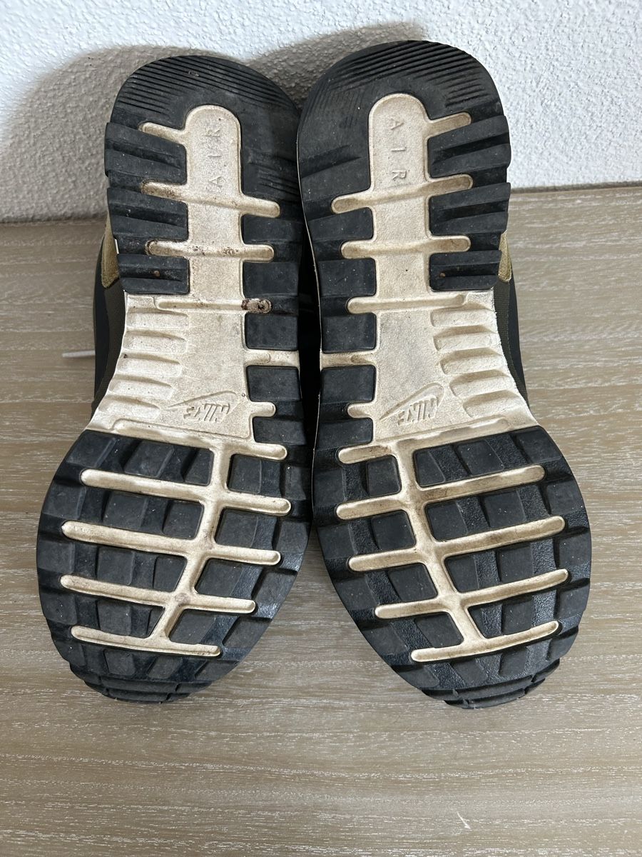 Nike Herrenschuhe: Nike Air Berwuda Grösse 42 oliv – Gebraucht aus Wolhusen von eve_m6cg 4