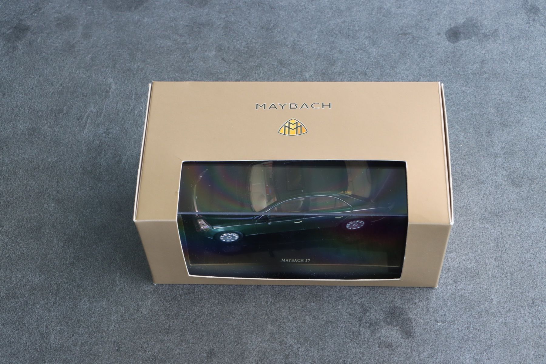 Autoart Modellautos: Maybach 57 SWB 2005 1:43 AutoArt – Neu und originalverpackt aus Bühl b.Aarberg von modelldiecast 1
