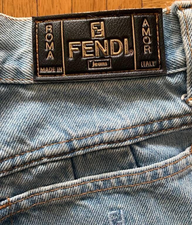 Jeans: Fendi Damen Jeans – Gebraucht aus Bern von Nici2210
