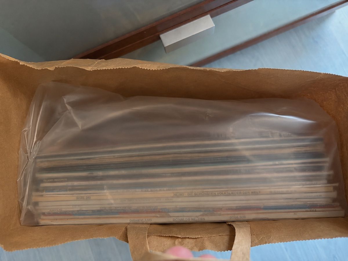 Vinyles: Vinyl Mystery-Box 5.8kg – D'occasion à Horw par mar_pk7x