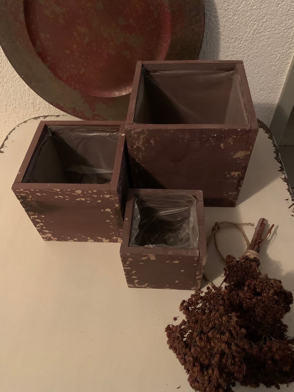 Tutte le decorazioni: Deko-Teller Bordeaux – Usato da St. Gallen venduto da Miousch 2