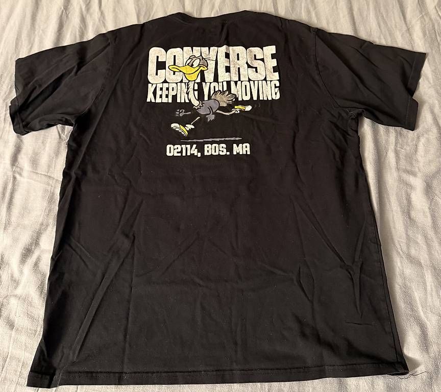 T-Shirts: Converse T-Shirt schwarz  – Gebraucht aus Wädenswil von dom_pz5d 3