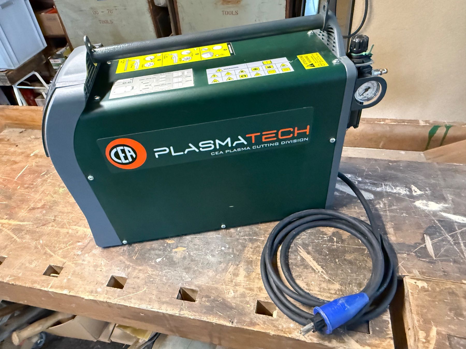 Tutte le macchine: Pasmaschneider CEA PLASMATECH SHARK 45 – Usato da Hausen am Albis venduto da stabra 2