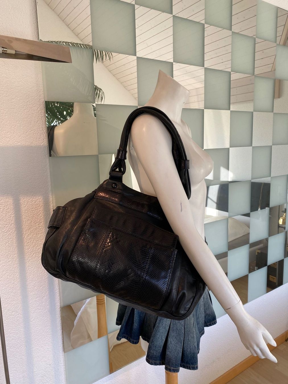 Chloé Sacs femmes: SEE BY CHLOÉ HANDTASCHE SCHWARZ – D'occasion à Eschenbach SG par Lady020 1