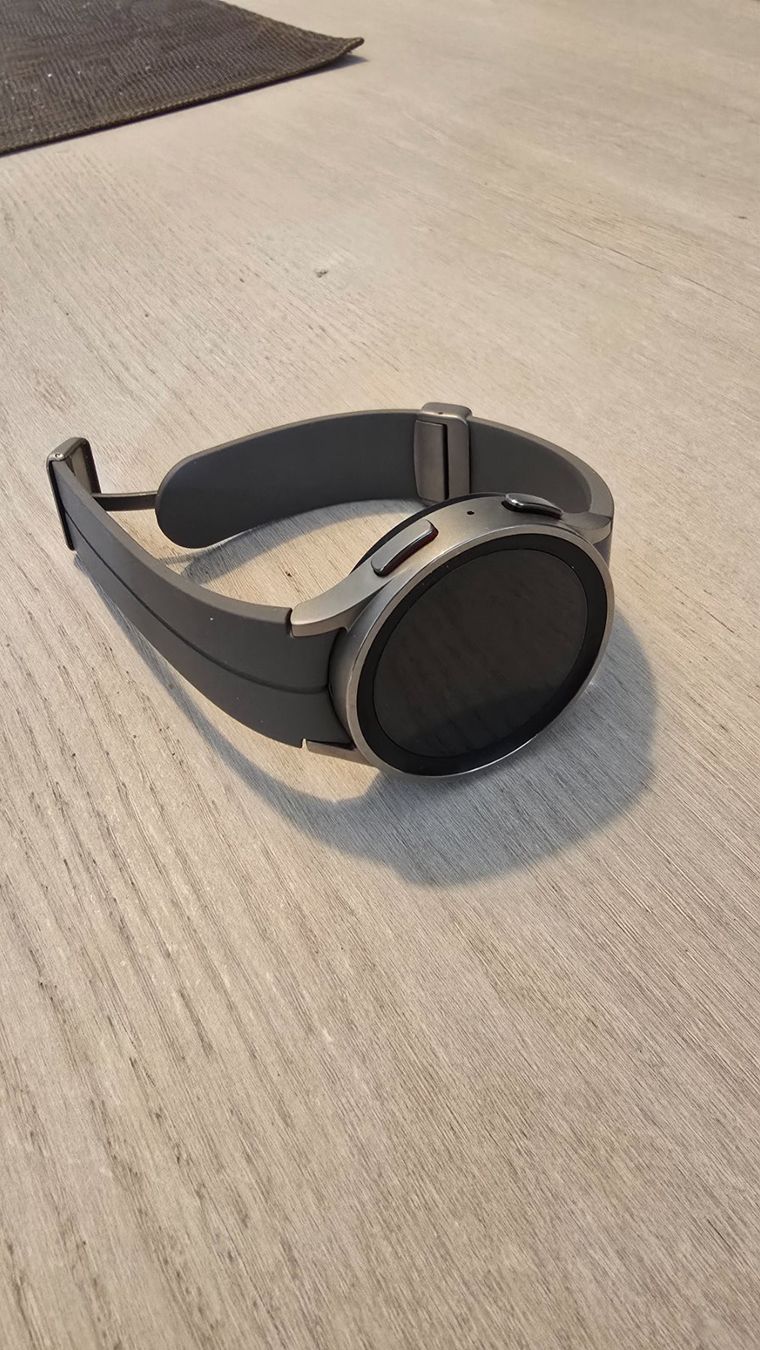 Samsung Smartwatch: Galaxy Watch5 Pro – D'occasion à Zollikofen par Wozniak1