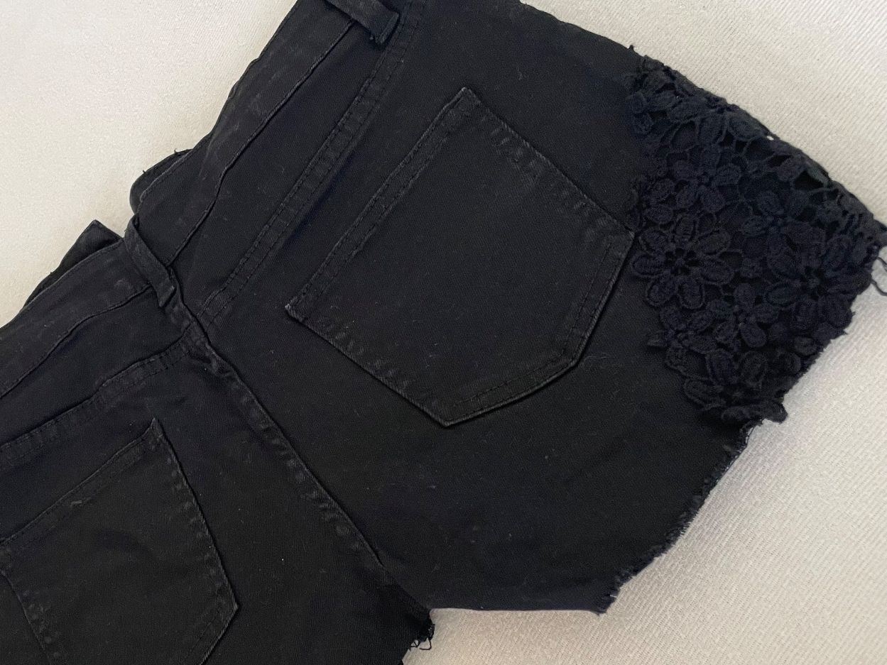 Pantaloni: Shorts schwarz, Grösse M – Usato da Nidau venduto da sve_2thh 2