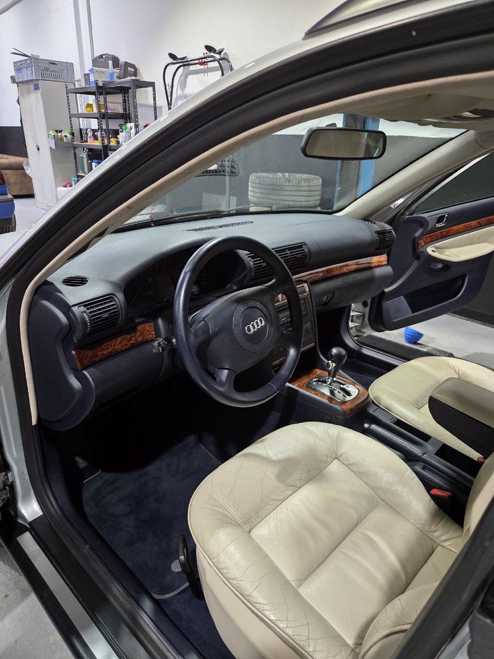 Audi Automobili: Audi A4 2.4 V6 Frisch Ab MFK – Nuovo (secondo la descrizione) da Rümikon AG venduto da Leontin36 6