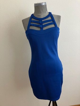 Robe bleue électrique, idéale pour l'été! Taille S