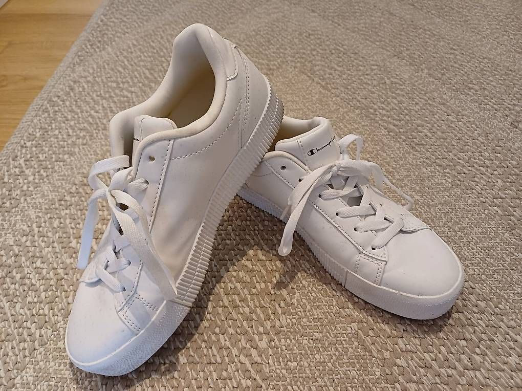 Scarpe da uomo: Schuhe Champions  – Usato da Wädenswil venduto da milena-schmid