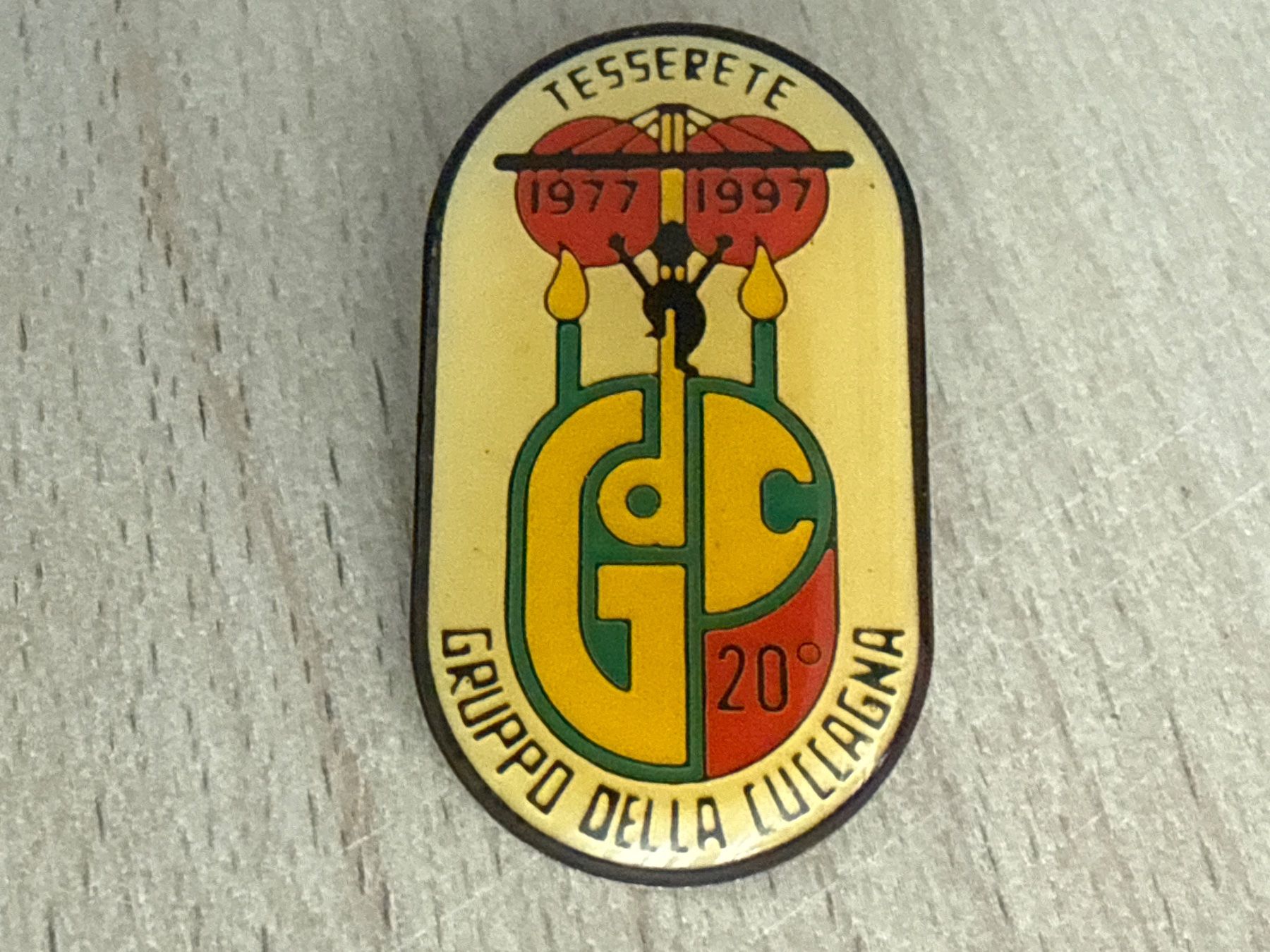 Plaketten & Abzeichen: Pin Tessserete – Gebraucht aus Glattbrugg von Schweigmatt