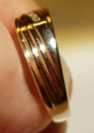 Anelli: Gelbgoldring, mit 5 schönen Brillanten – Nuovo (secondo la descrizione) da Unterägeri venduto da Altgoldschmuck 5