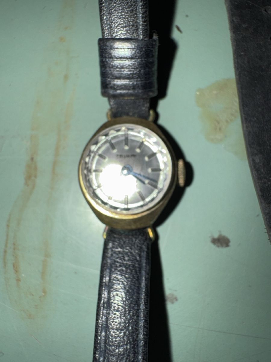 Orologi: Lot de montres diverses et accessoires état variable – Difettoso da La Chaux-de-Fonds venduto da lida2005 1