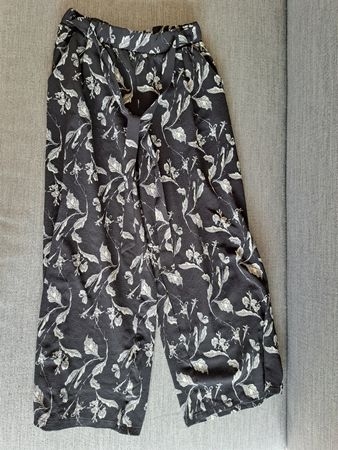 Culotte Damen Schwarz geblümt Grösse M