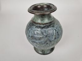 Metallene Vase