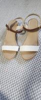 Sommer Sandalen mit Keilabsatz, Gr. 40, sehr guter Zustand