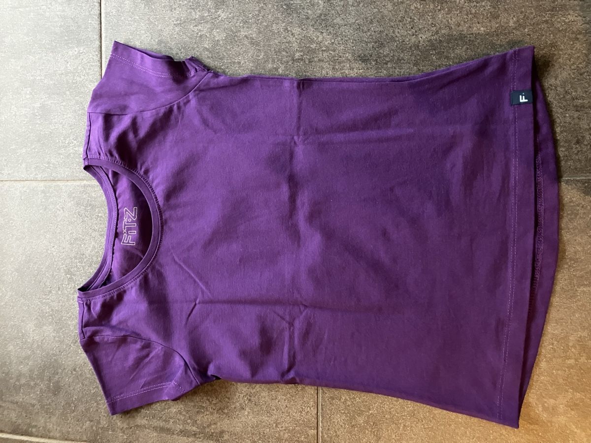 Lotti & Set di vestiti: Tshirts Gr. 128 – Nuovo (secondo la descrizione) da Reigoldswil venduto da Misa1705 3