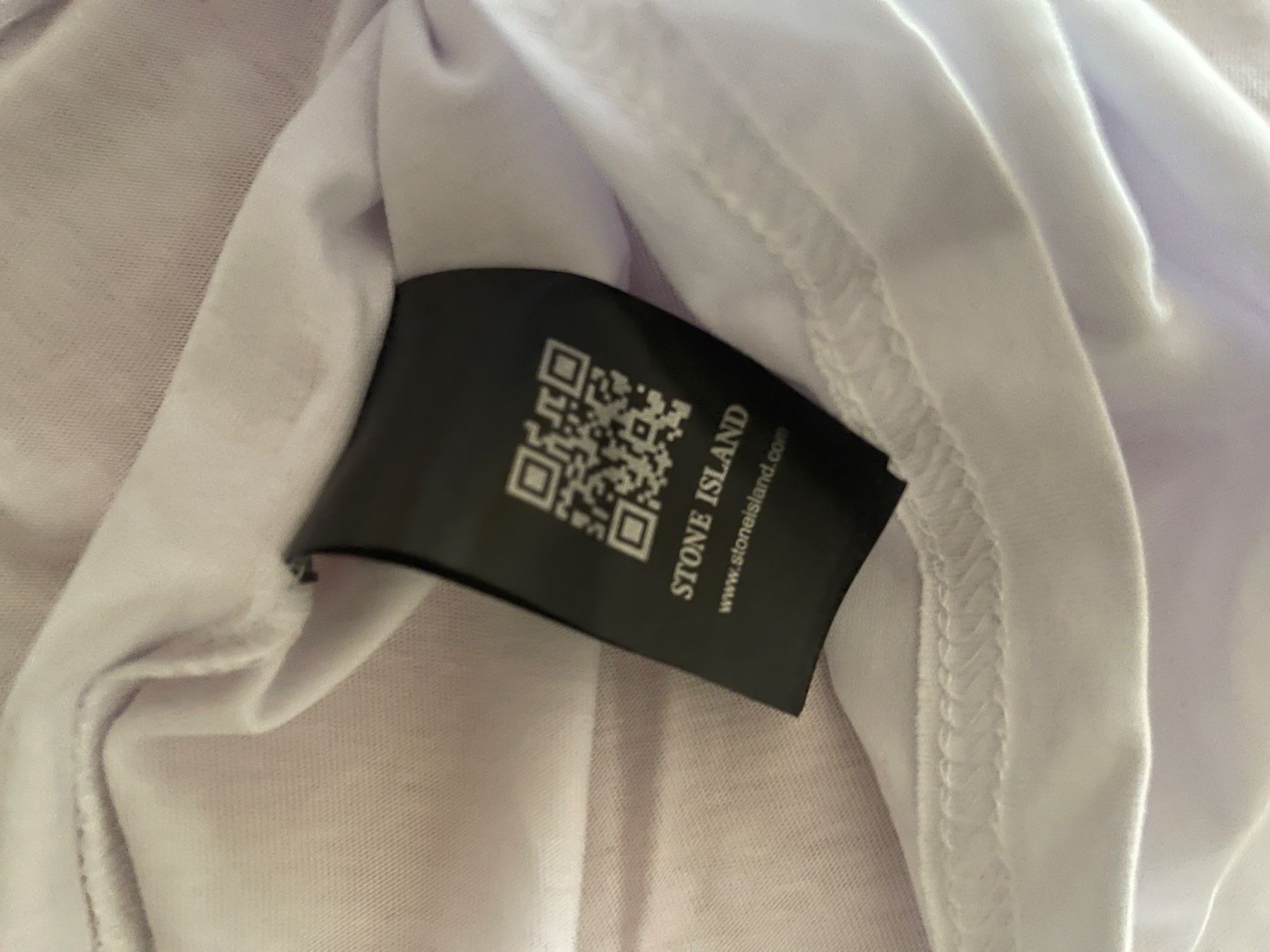 Stone Island T-shirt: Stone Island T Schirt,XXL – Nuovo e nell'imballaggio originale da Bolligen venduto da Aquella71 7