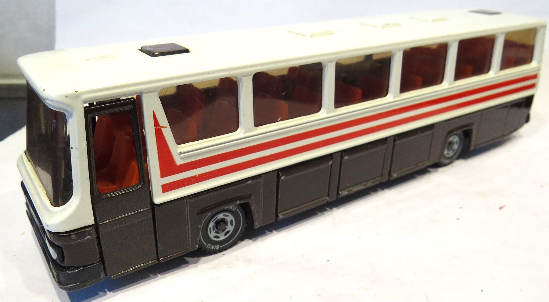 Siku Modellini d'auto: 1:50 SIKU Reisebus – Usato da Ettingen venduto da campione_1