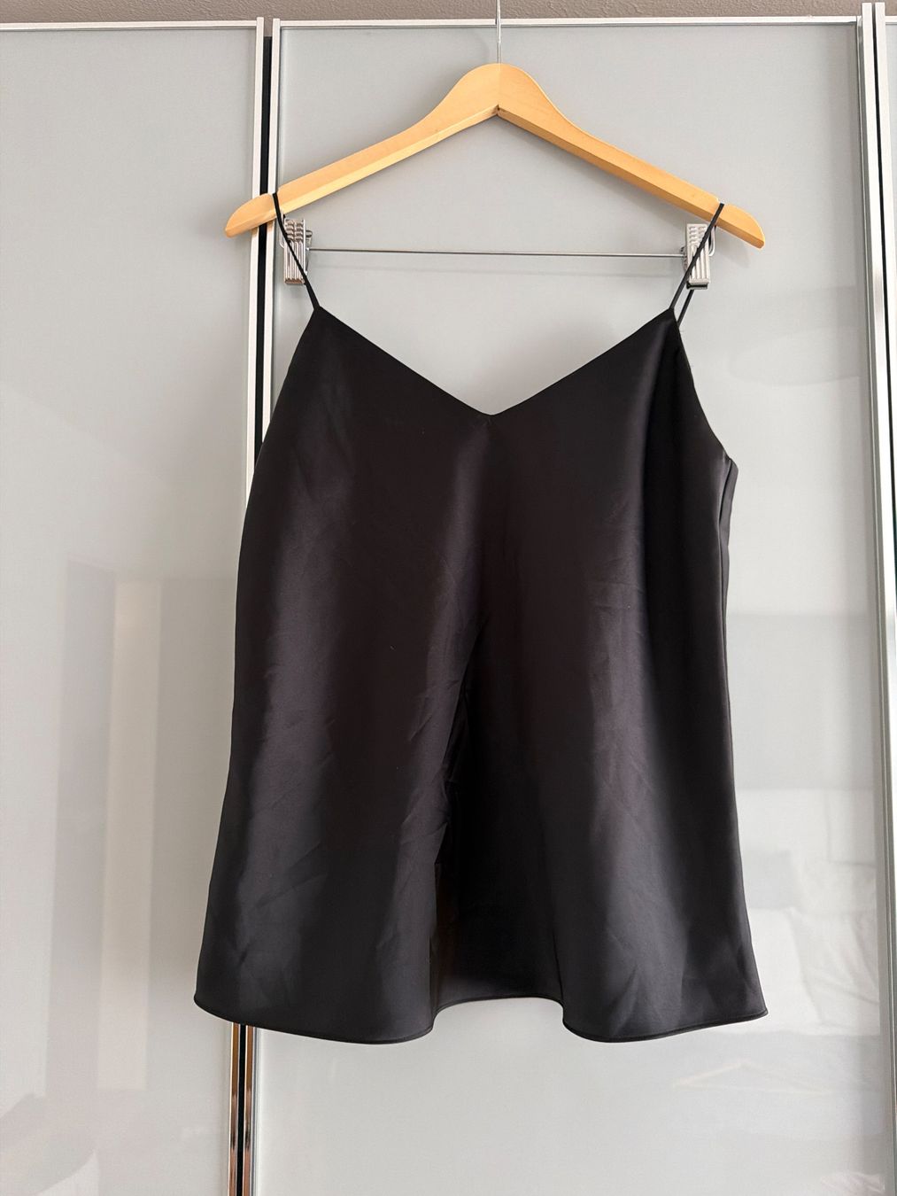 Top: Top Club Monaco – Usato da Dübendorf venduto da MariaS.