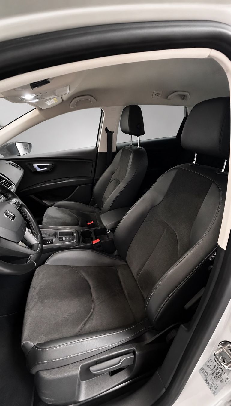 Seat Automobili: Seat Leon ST ab MFK – Usato da Samedan venduto da Mikemikefrei 3