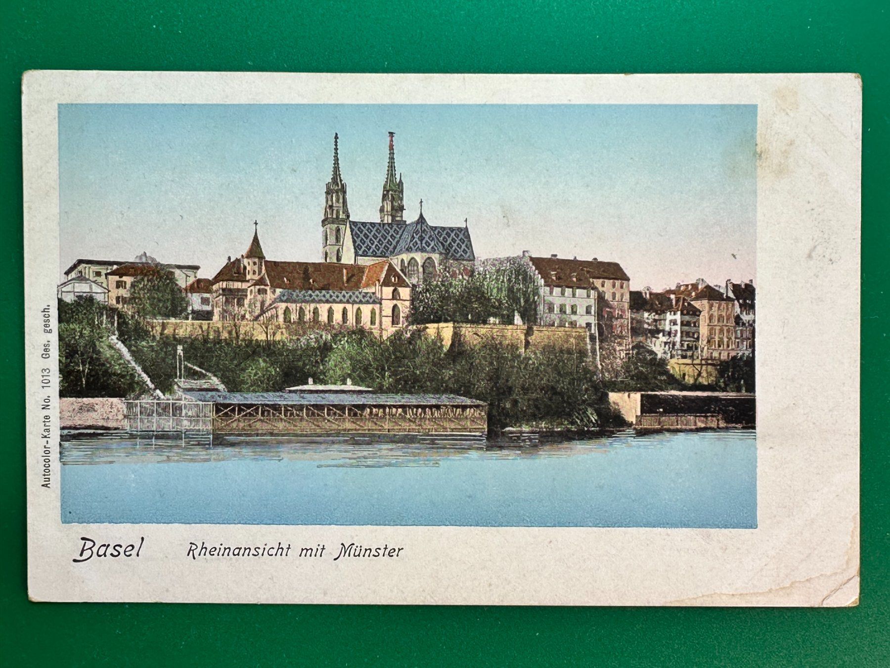 Cartes postales: Basel - Rheinansicht mit Münster – D'occasion à Steg VS par danwer74