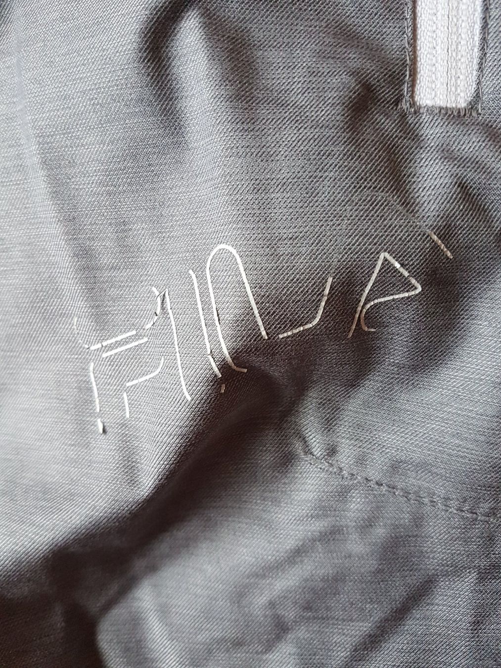 Fila Pantaloni: FILA SKIHOSE GR. 42 – Usato da Sax venduto da spazieren 1