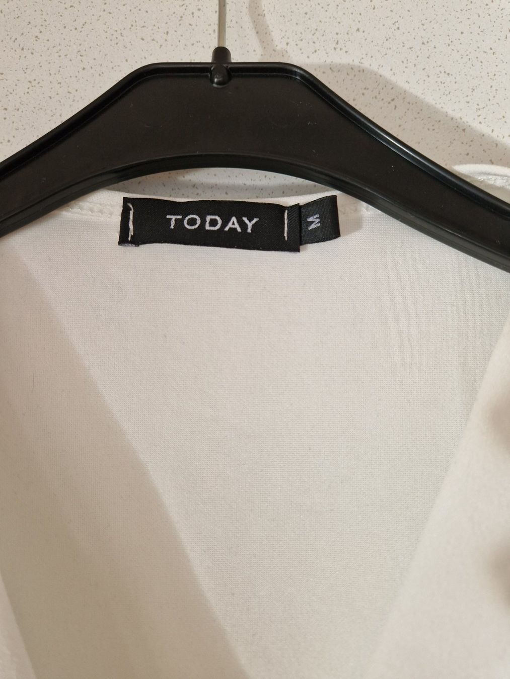 Tuniken: Blouse blanche taille M today avec ceinture dorée – Neu (gemäss Beschreibung) aus Versoix von aline_b 5