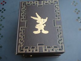 9 Bücher Asterix. Luxusausgabe, Neuwertig, komplett