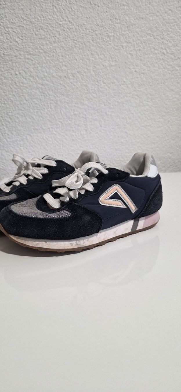 Pepe Jeans Scarpe per ragazze: Pepe Jeans Schuhe, Gr. 32, Mädchen  – Usato da Rapperswil SG venduto da lemiii 4