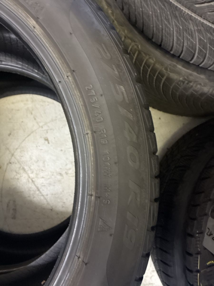 Pneus & Roues: Winterreifensatz Pirelli  – D'occasion à Stein AR par Leirer_Stein 1