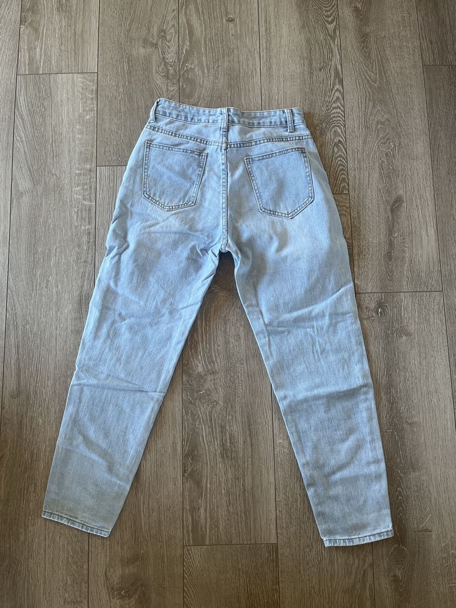 Shein Jeans: Jeans bleu taille haute – Usato da Le Locle venduto da Ophelie.hugy 1