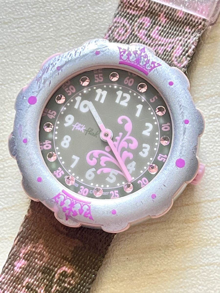 Flik Flak Montres: Flik Flak Kinderuhr  Krone gebraucht  – D'occasion à Grenchen par chththl
