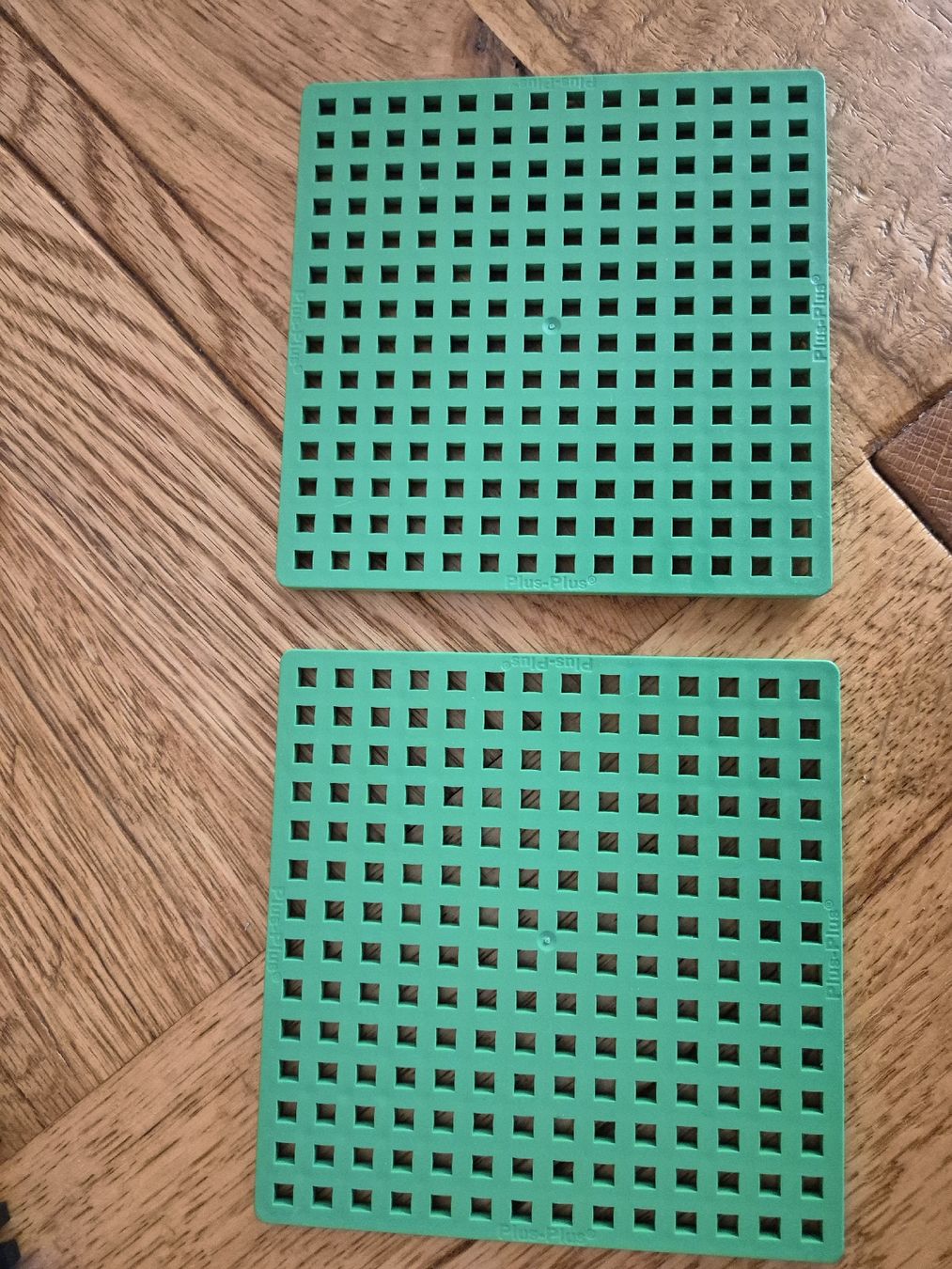 Kit di costruzioni: Plus Plus Bausteine bunt mit Bauplatten neu, ohne verpackung – Nuovo (secondo la descrizione) da Luzern venduto da michschm7 2