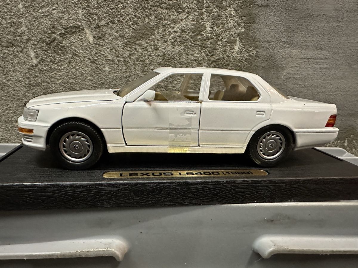 Lexus Modellini d'auto: Lexus ls400 1989 – Nuovo (secondo la descrizione) da Reinach AG venduto da rares75