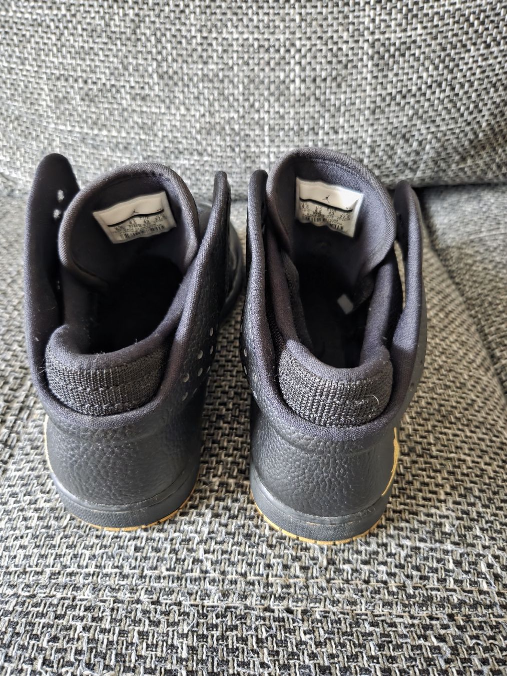 Jordan Scarpe da uomo: Jordan 1 Flight 4 Premium EUR 43 – Nuovo (secondo la descrizione) da Steffisburg venduto da mbedb12 2