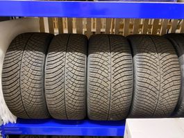 Winterreifensatz Pirelli 2x 235/35 20 und 2x 275/30 20