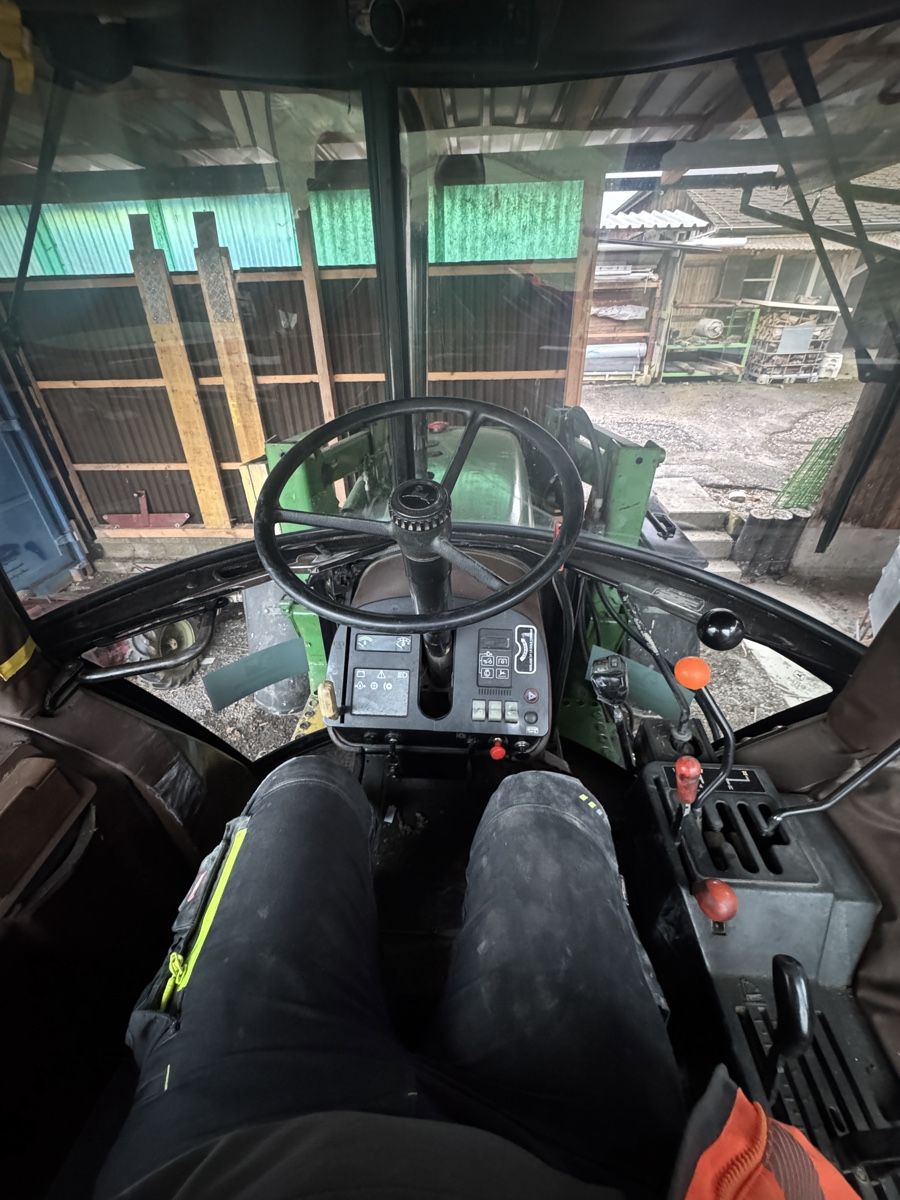 John Deere Tracteurs: John Deere 2850 – D'occasion à Oberönz par HPBJ 3