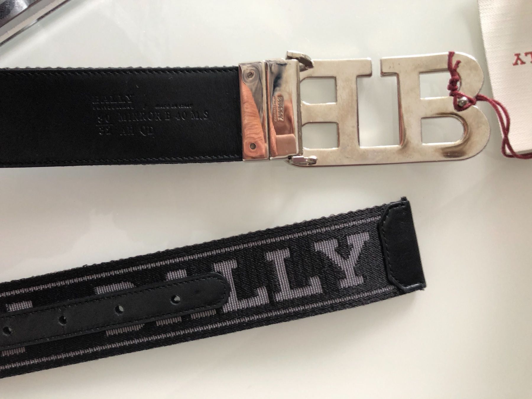 Bally Cinture: Bally Mirror B Buckle Reversible Belt 80 – Nuovo e nell'imballaggio originale da Volketswil venduto da praxis12