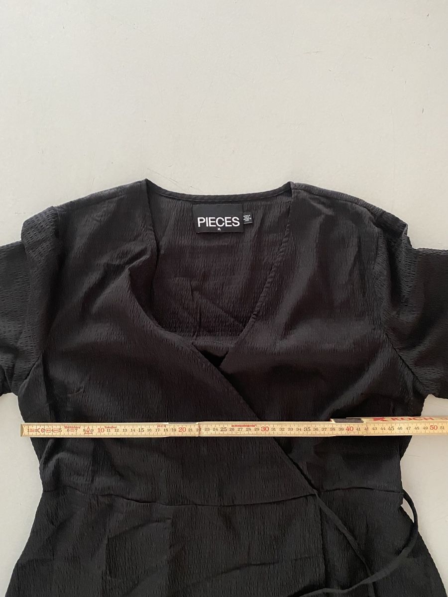 Pieces Vestiti: Schönes schwarzes Kleid Pieces – Usato da Basel venduto da riesther 4