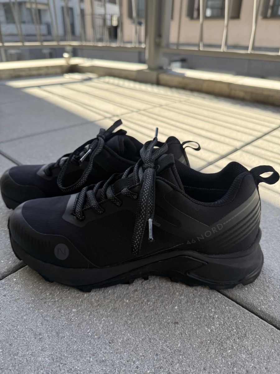 46 Nord Scarpe da uomo: 46 NORD Trekking-Schuh, Grösse 38 – Nuovo (secondo la descrizione) da Bülach venduto da tamara1301 1