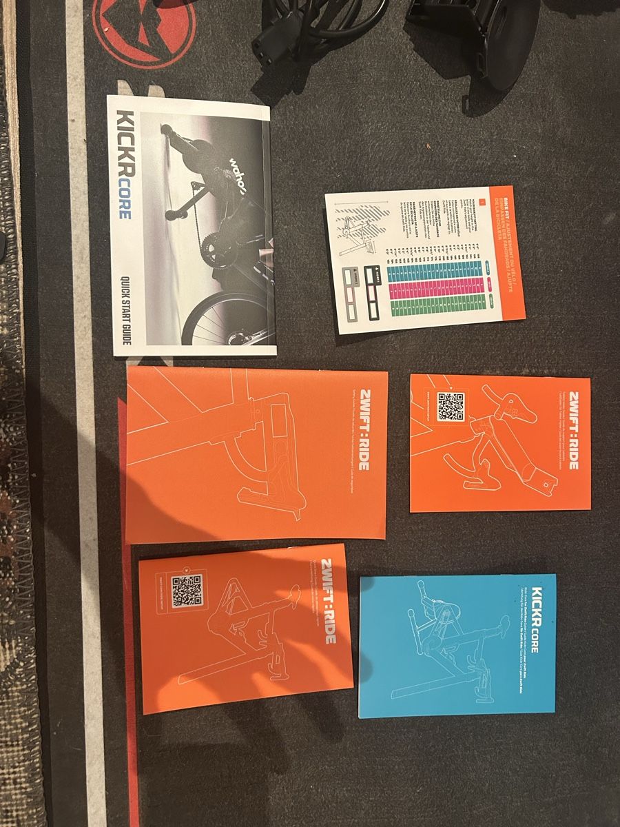 Zwift Hometrainer: Wahoo Kick Core avec Zwift smart frame bike – Nuovo (secondo la descrizione) da Chambésy venduto da gverley 3