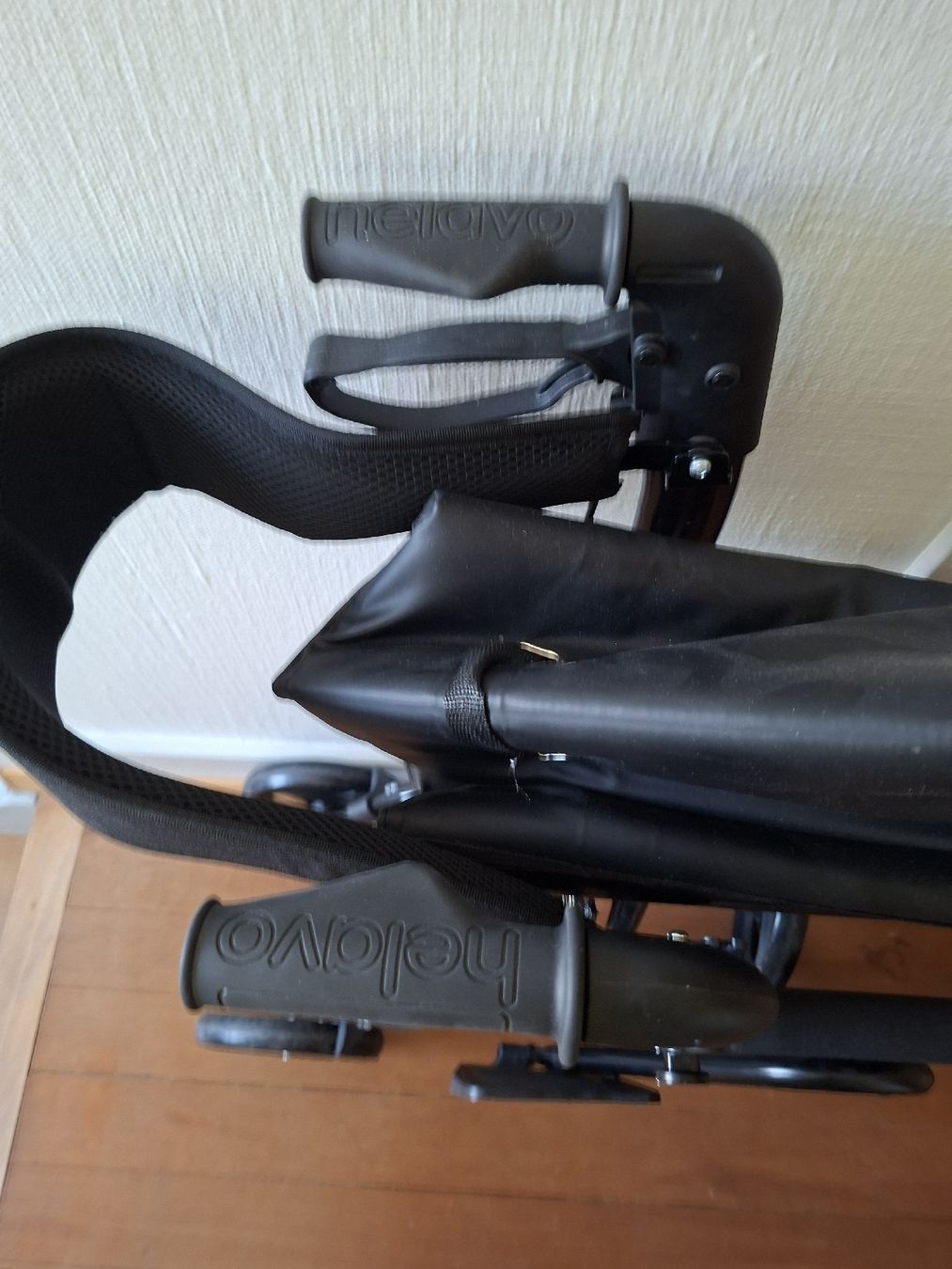 Ausili per la deambulazione: Helavo Rollator Black Used – Usato da Brugg AG venduto da chr_l8hk 7