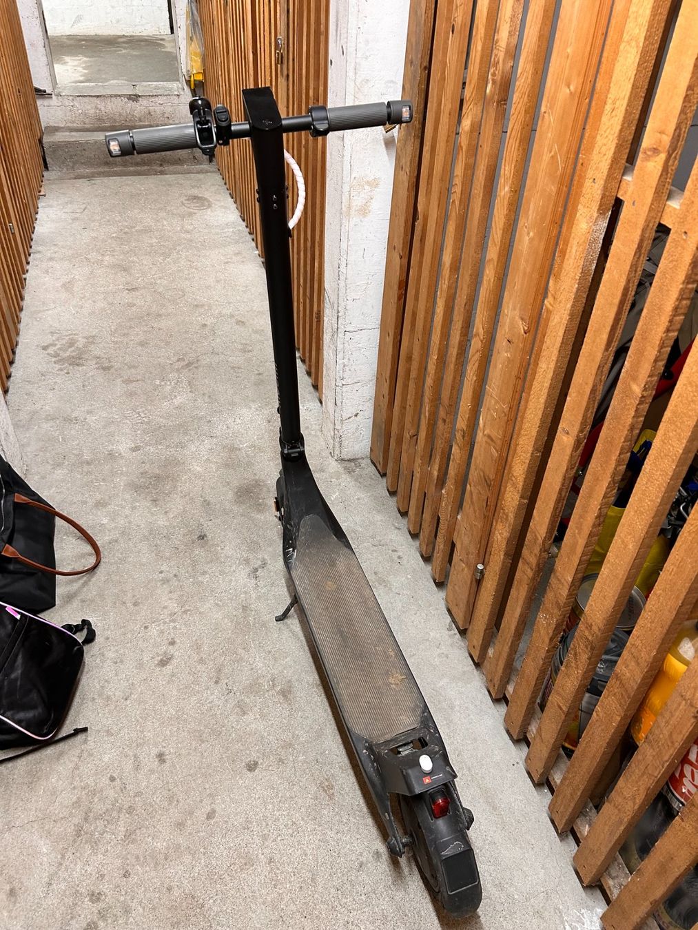 Xiaomi Kickboard: Xiaomi E-Scooter – D'occasion à Horgen par Sunshine_12399 9