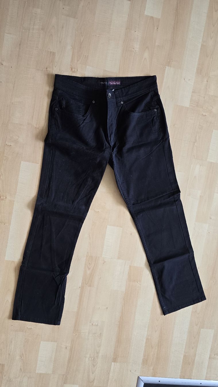 C&A Jeans: Herre Jeans schwarz stretch – Usato da Wiesendangen venduto da Saschu