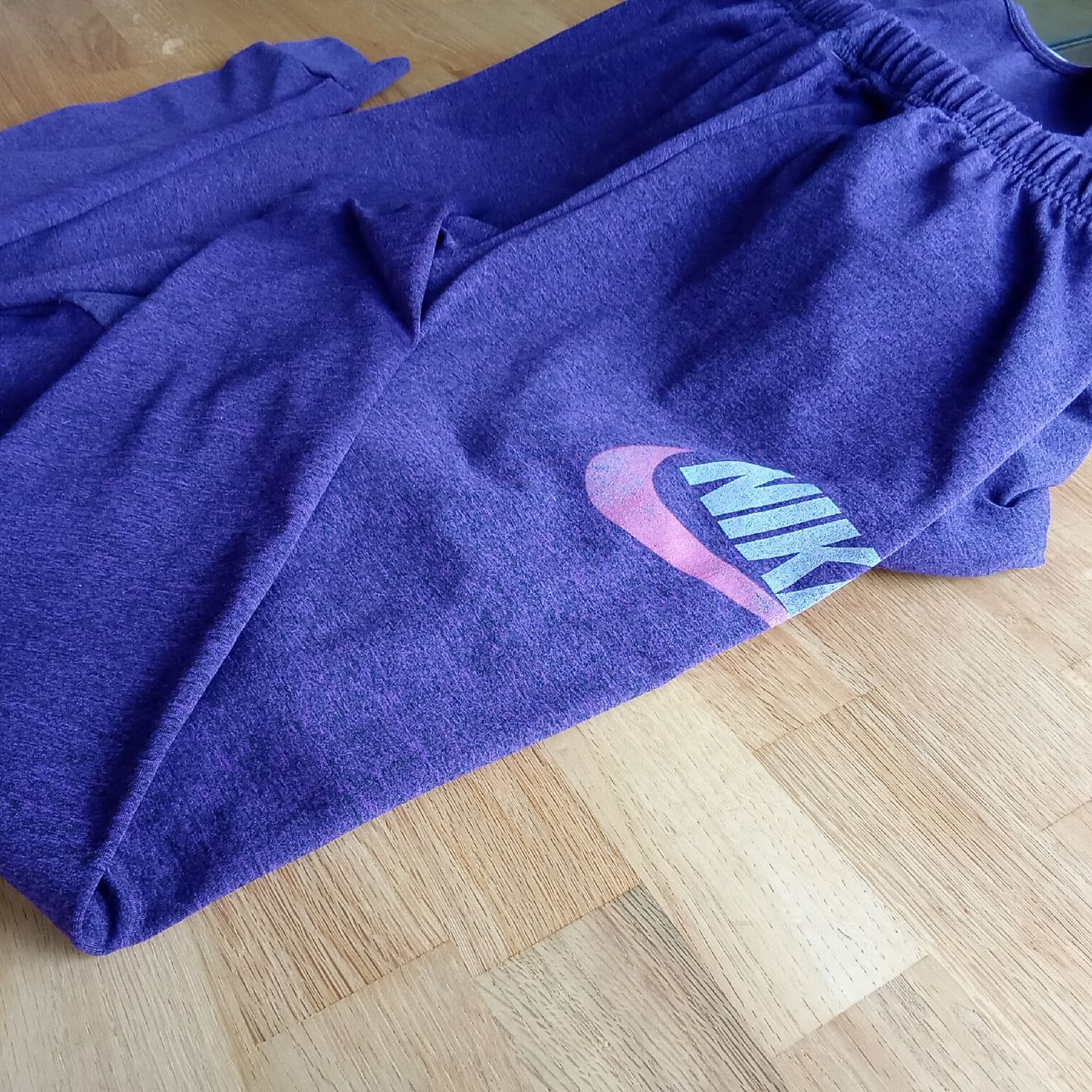 Nike Lotti di vestiti: Freizeit-/Hausanzug,  Gr. S/M  – Usato da Frauenfeld venduto da clausi 1