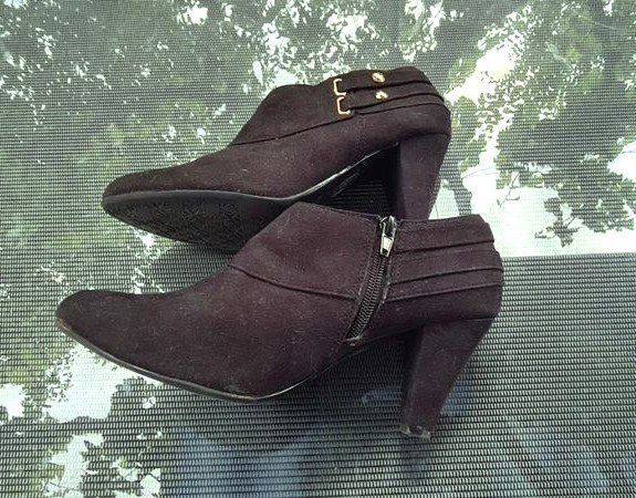 Graceland Damenschuhe: Schicke Stiefeletten in Schwarz, Grösse 39 – Gebraucht aus Wettingen von Mahariko 2