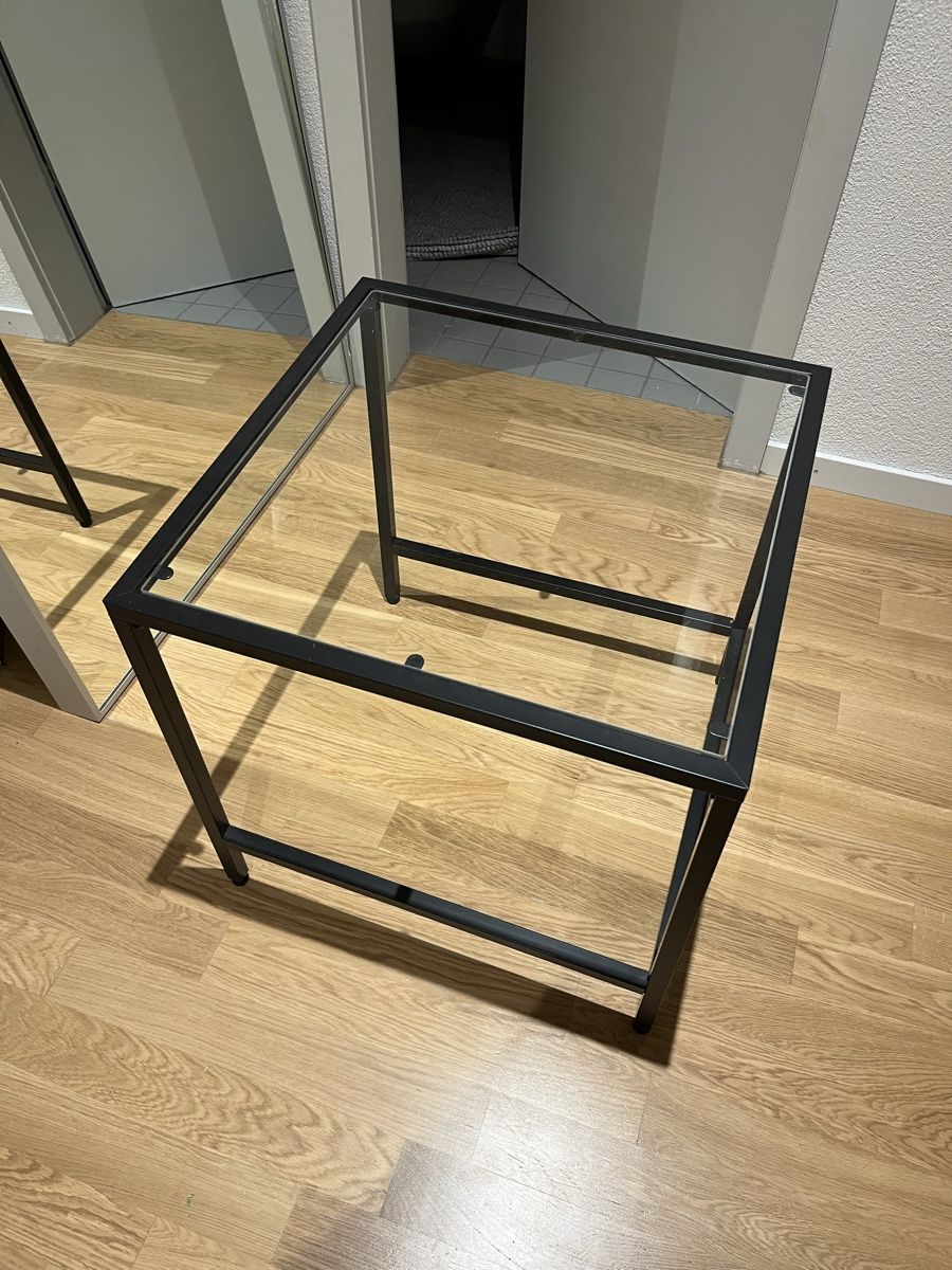 Ikea Tables: VITTSJÖ table – Neuf (Voir description) à Zürich par tmj_8crz 1