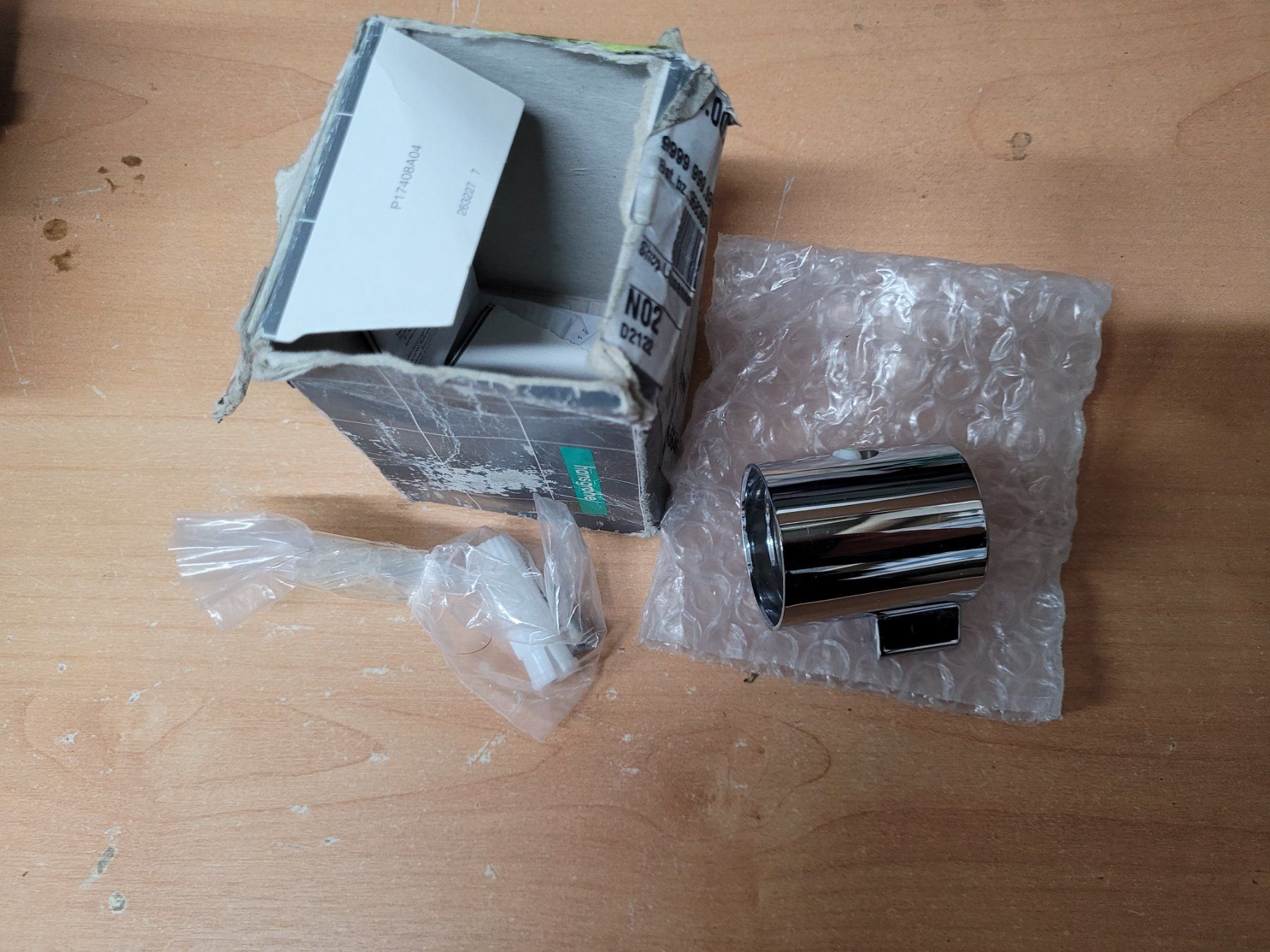 Armaturen: Hansgrohe poignée de robinet – Neu und originalverpackt aus Bionnens von Meg011 1